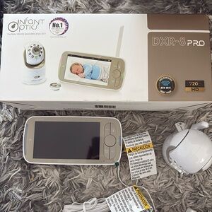Infant Optics DXR-8 Pro Baby Moniter New